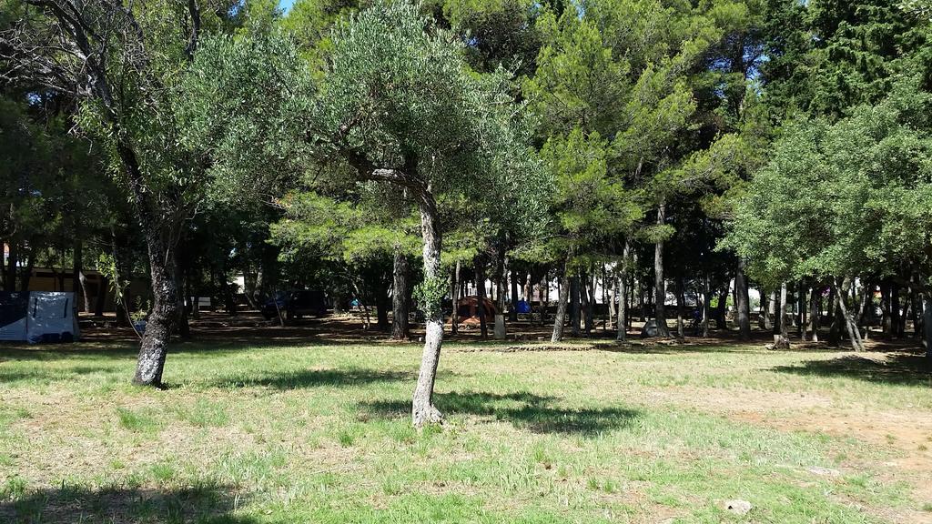 סטארי גראד Bungalows Jurjevac מראה חיצוני תמונה